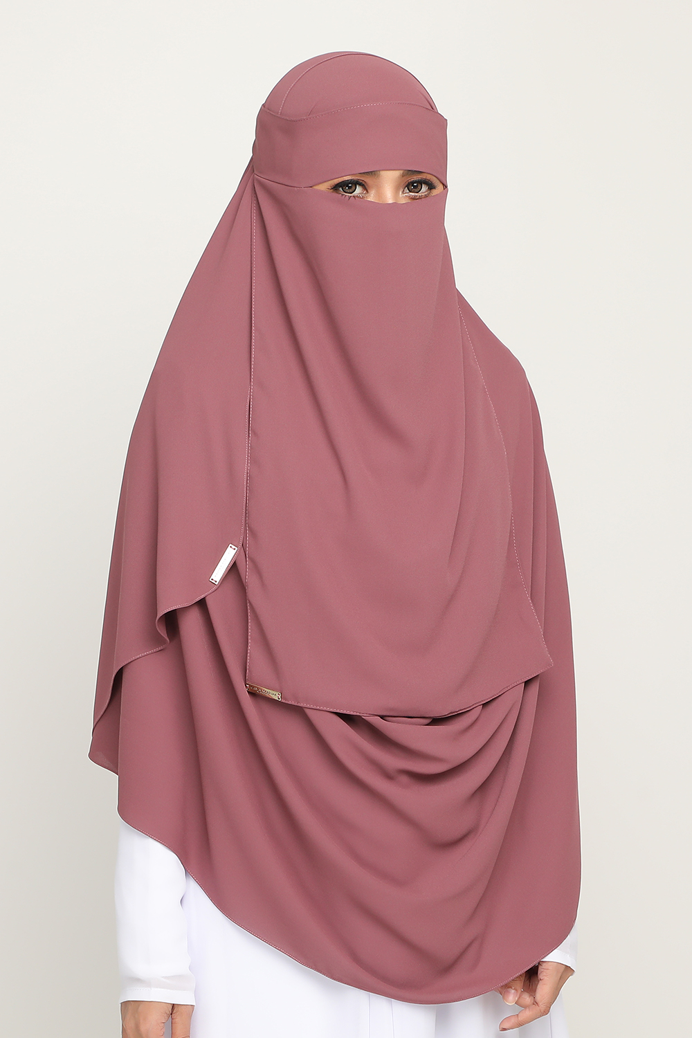 Niqab Dark Ruby