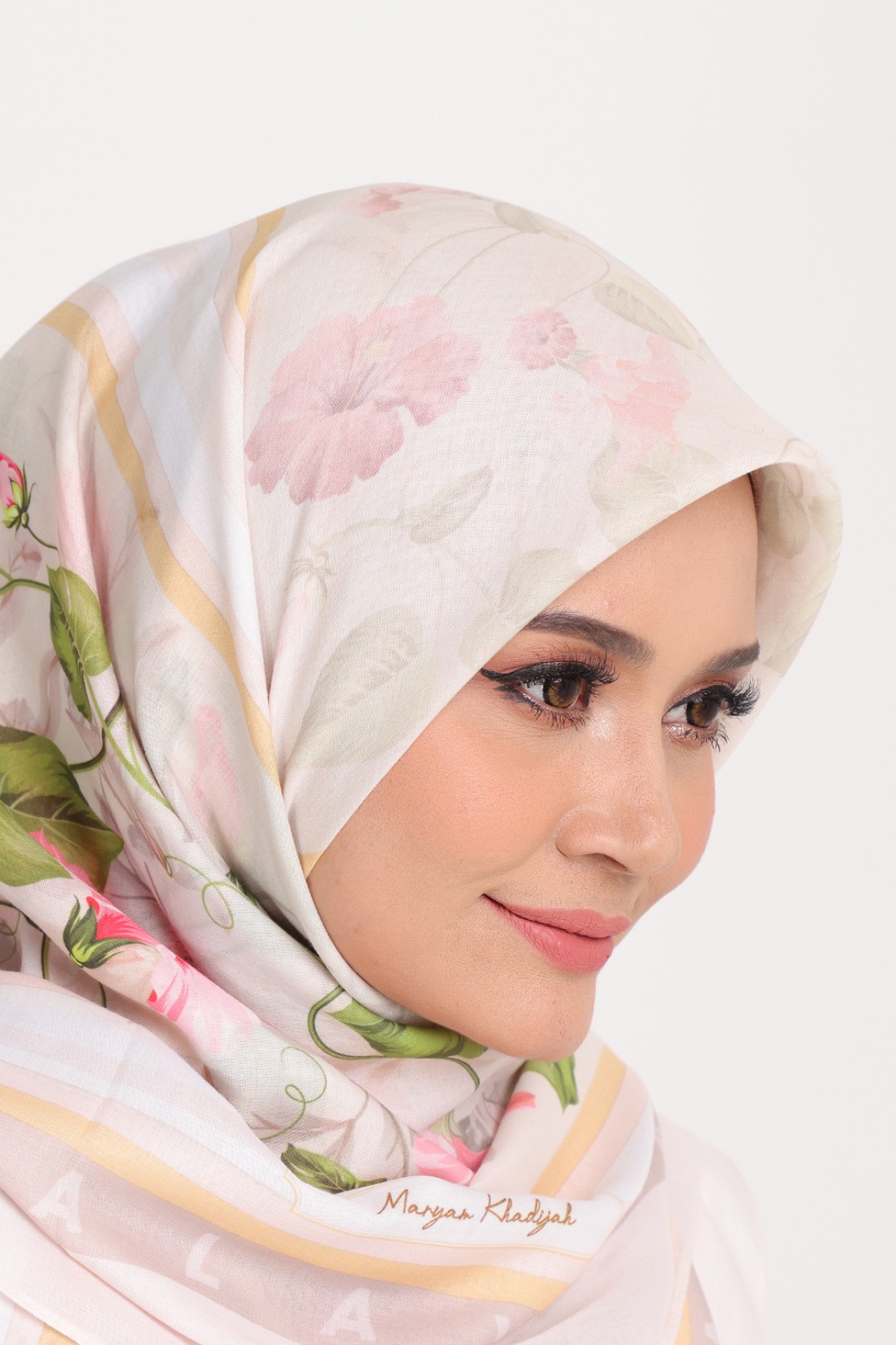 [AS-IS]-Bawal Printed Mahsuri Cik Siti