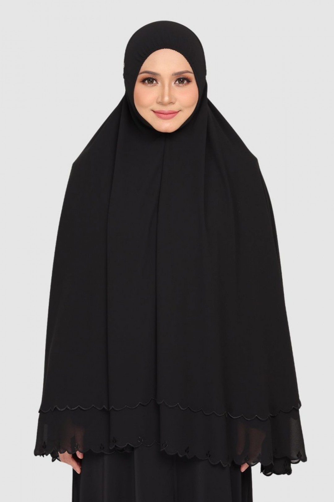 Jubah Rajwa Cherry Blossom x MT Fatimah Luxe Black