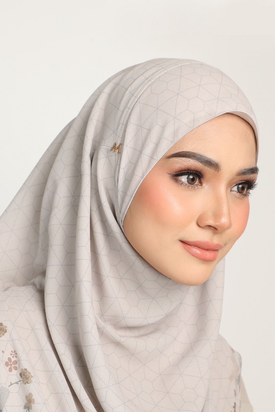 Umma Printed 2-Layer Silver Mist