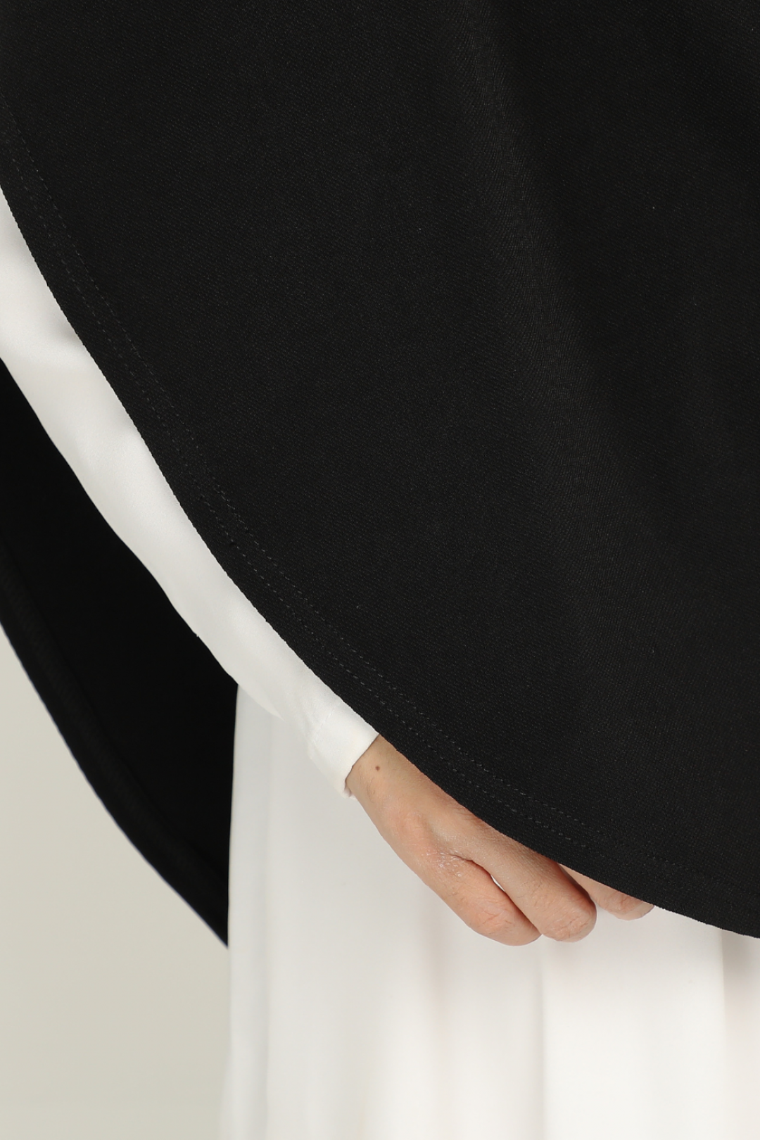 Sarung Qalansiyyah Solid White