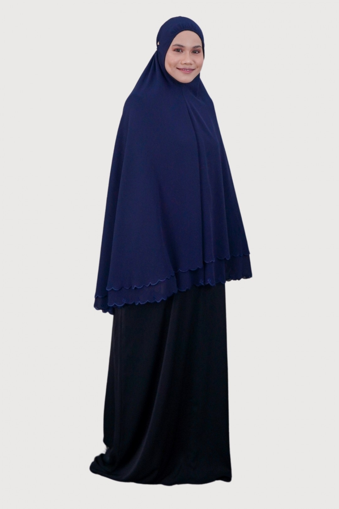 Jubah Rajwa Luxe Black X MT Fatimah Diamond Blue