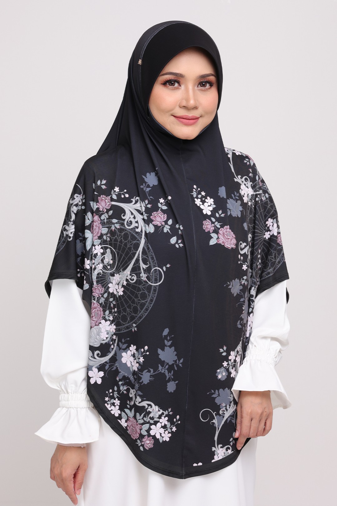 [AS-IS]- Sarung Printed Saadiyyah Black Hajar