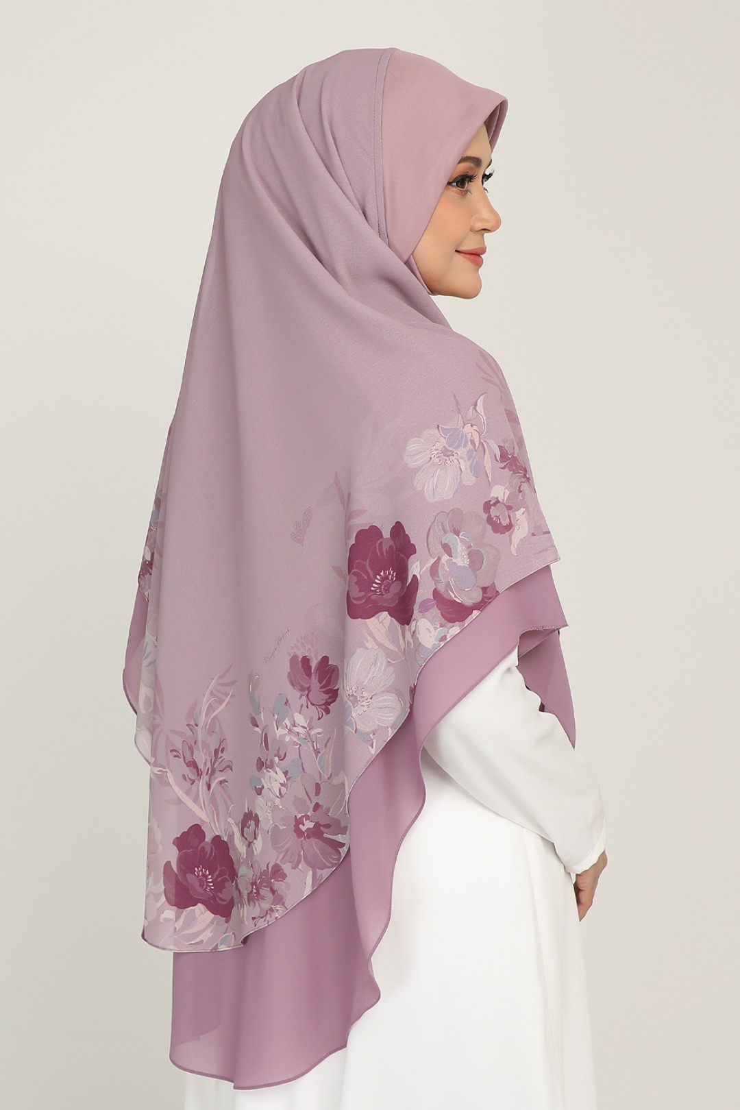 [AS-IS]-Sarung Printed Budi Coral Blossom
