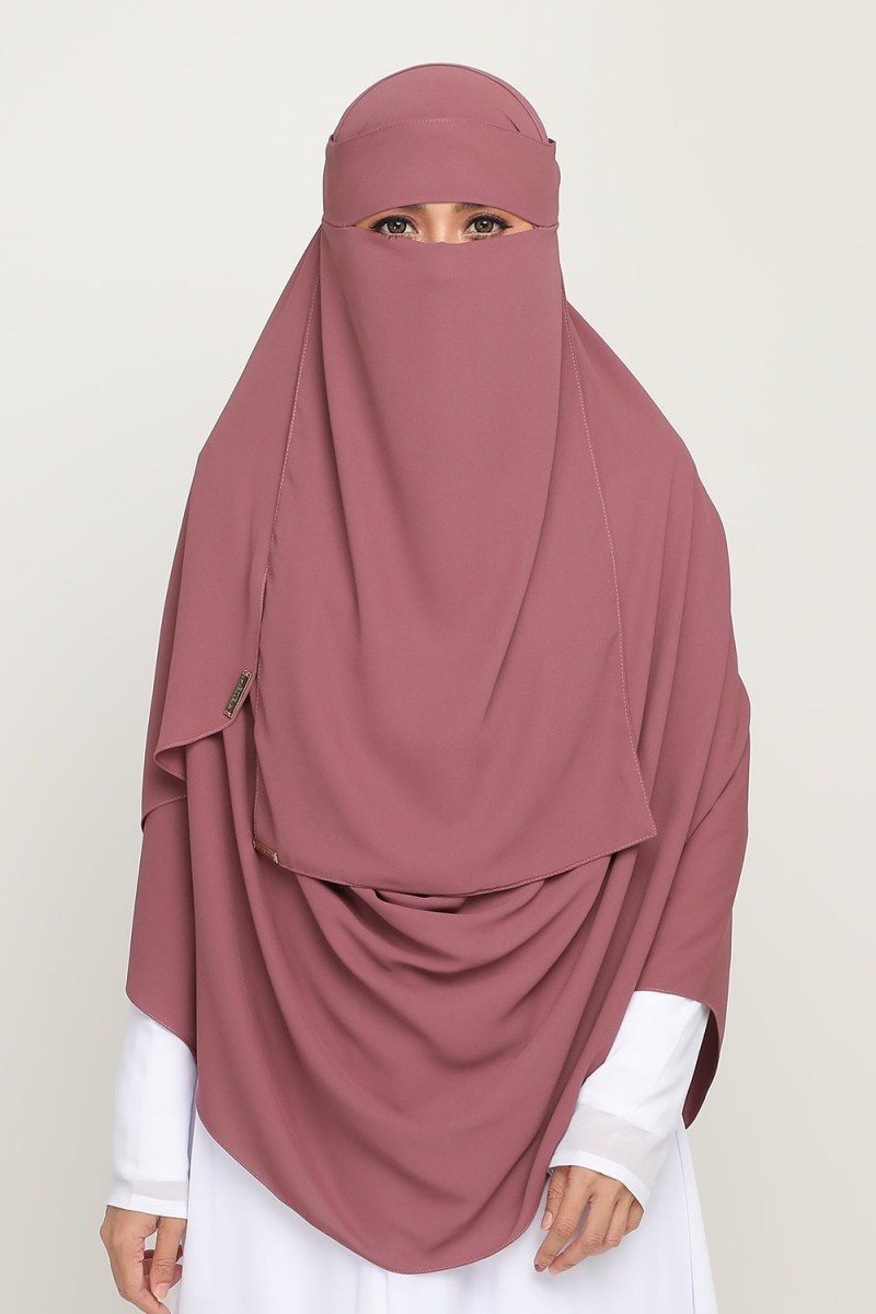As-Is Niqab Dark Ruby