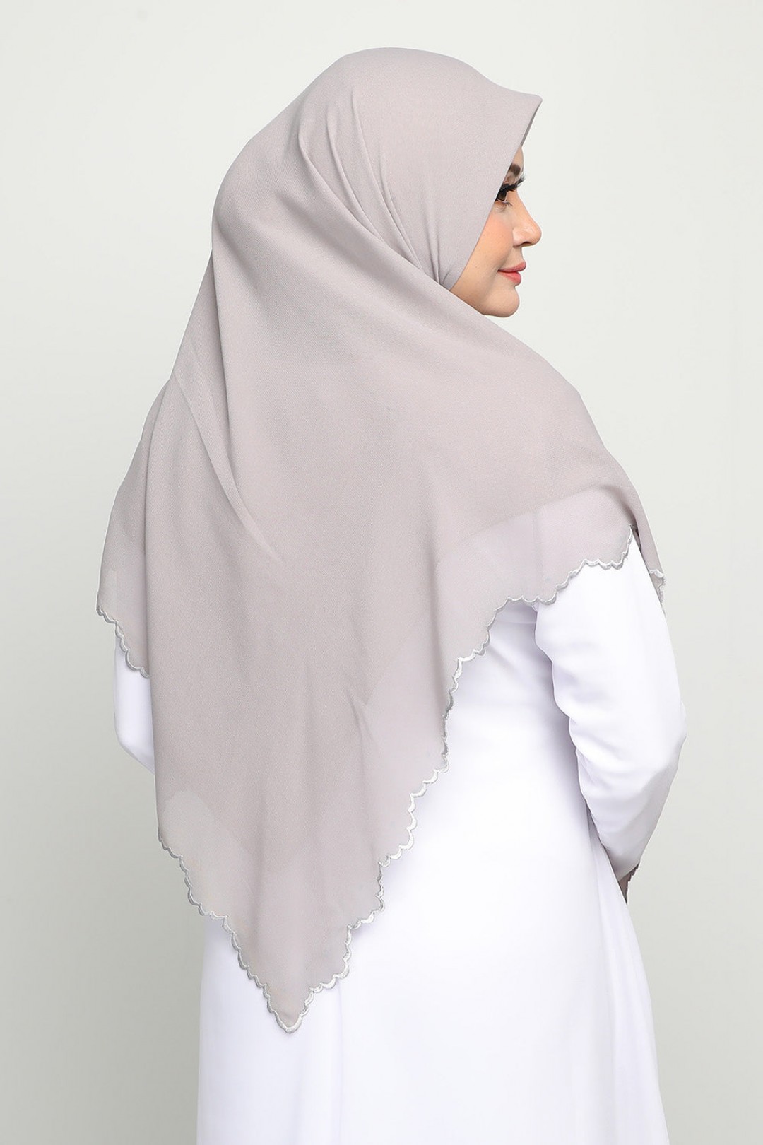 Bawal Sulam Lilac Grey