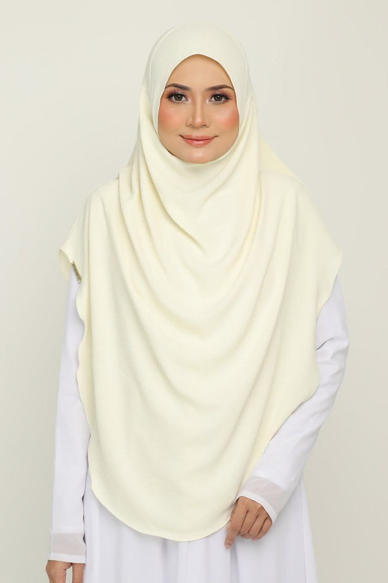 As-Is Umma Plain Milky Quartz