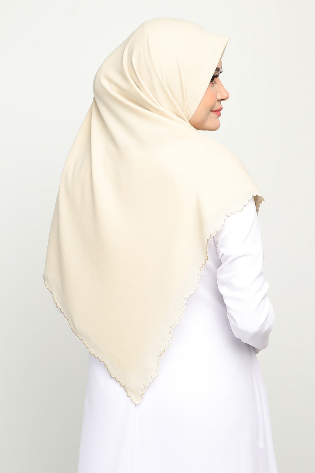 As-Is Bawal Sulam Peach Beige