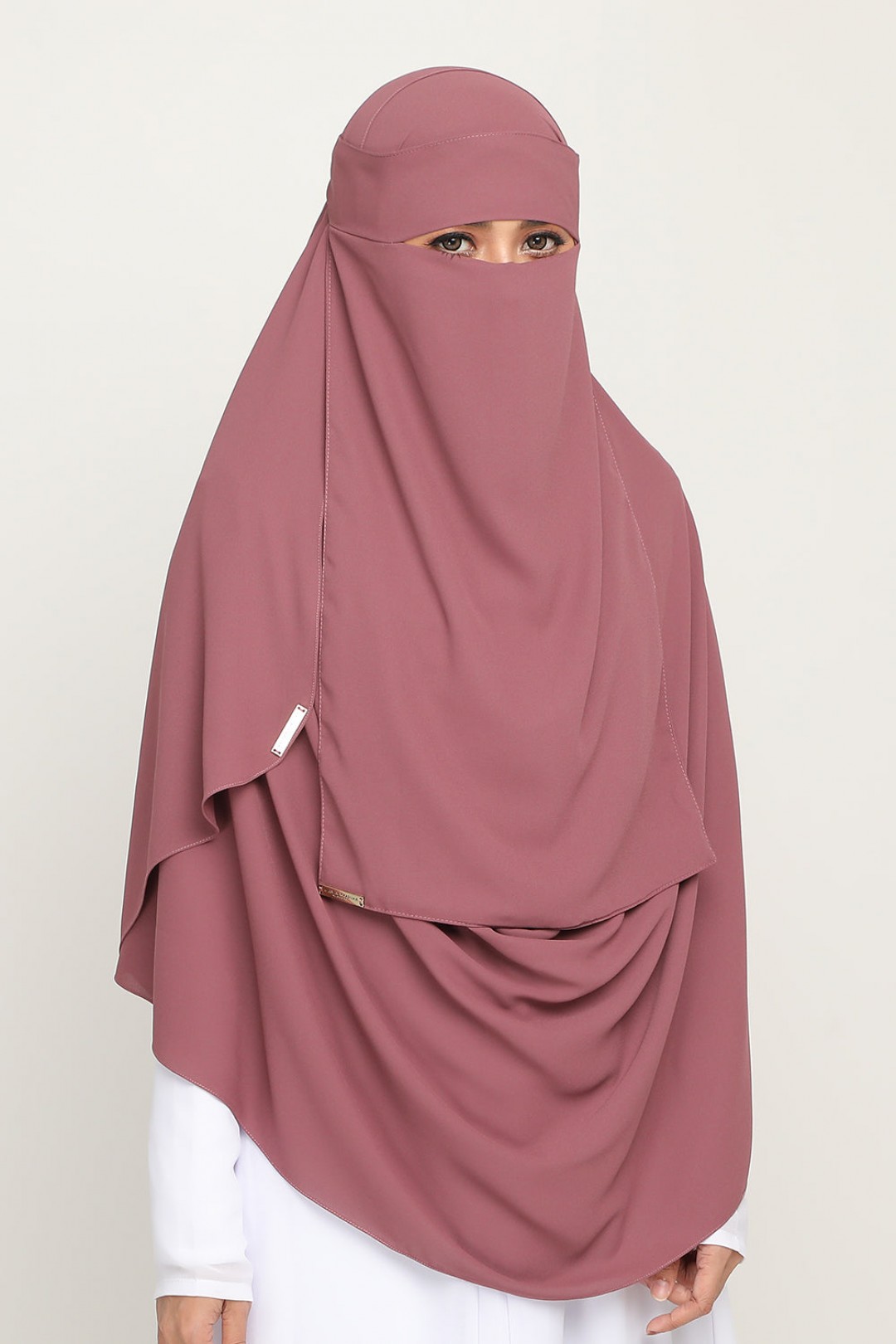 As-Is Niqab Dark Ruby