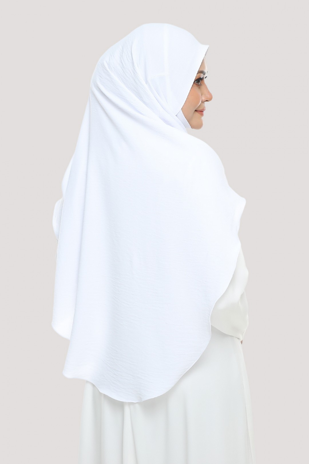 Umma Plain Berdagu Old White