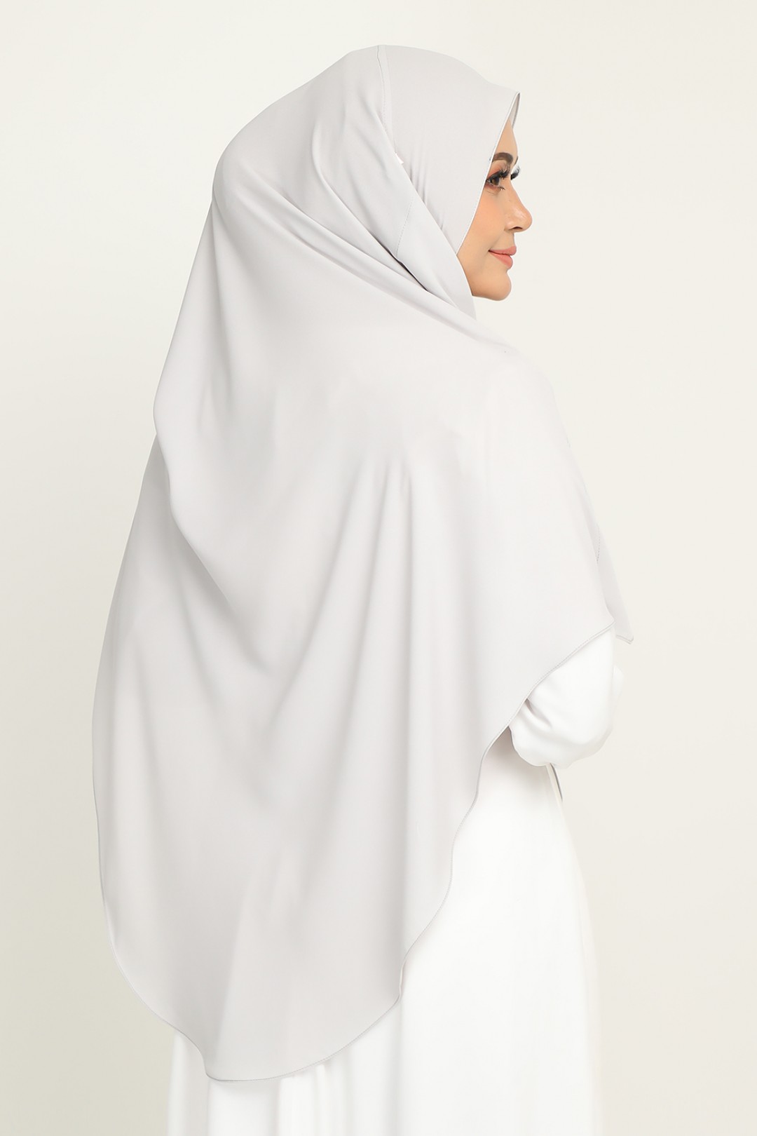 Umma Shawl White Smoke