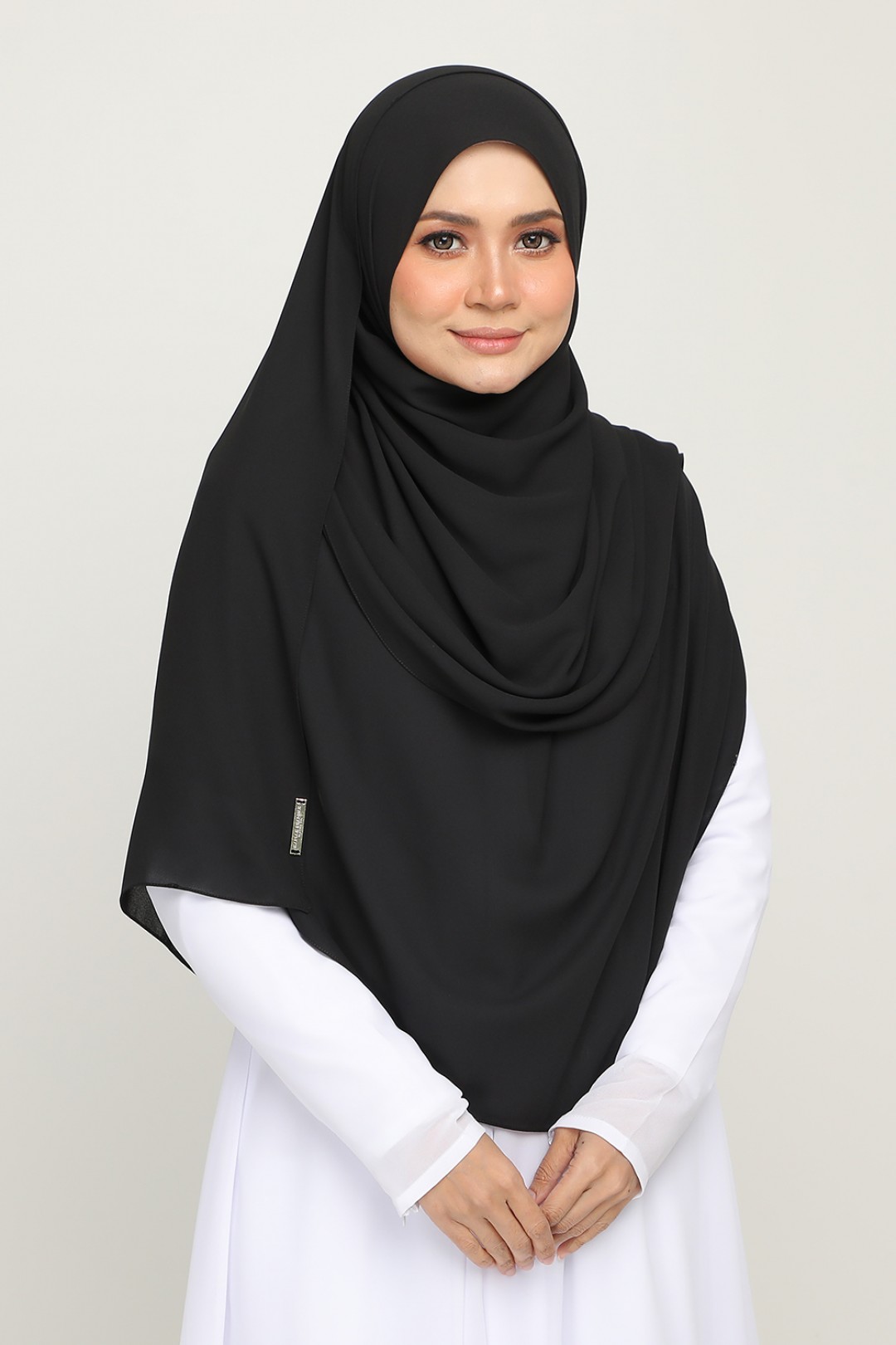 [AS-IS]-Classic Hunter Black