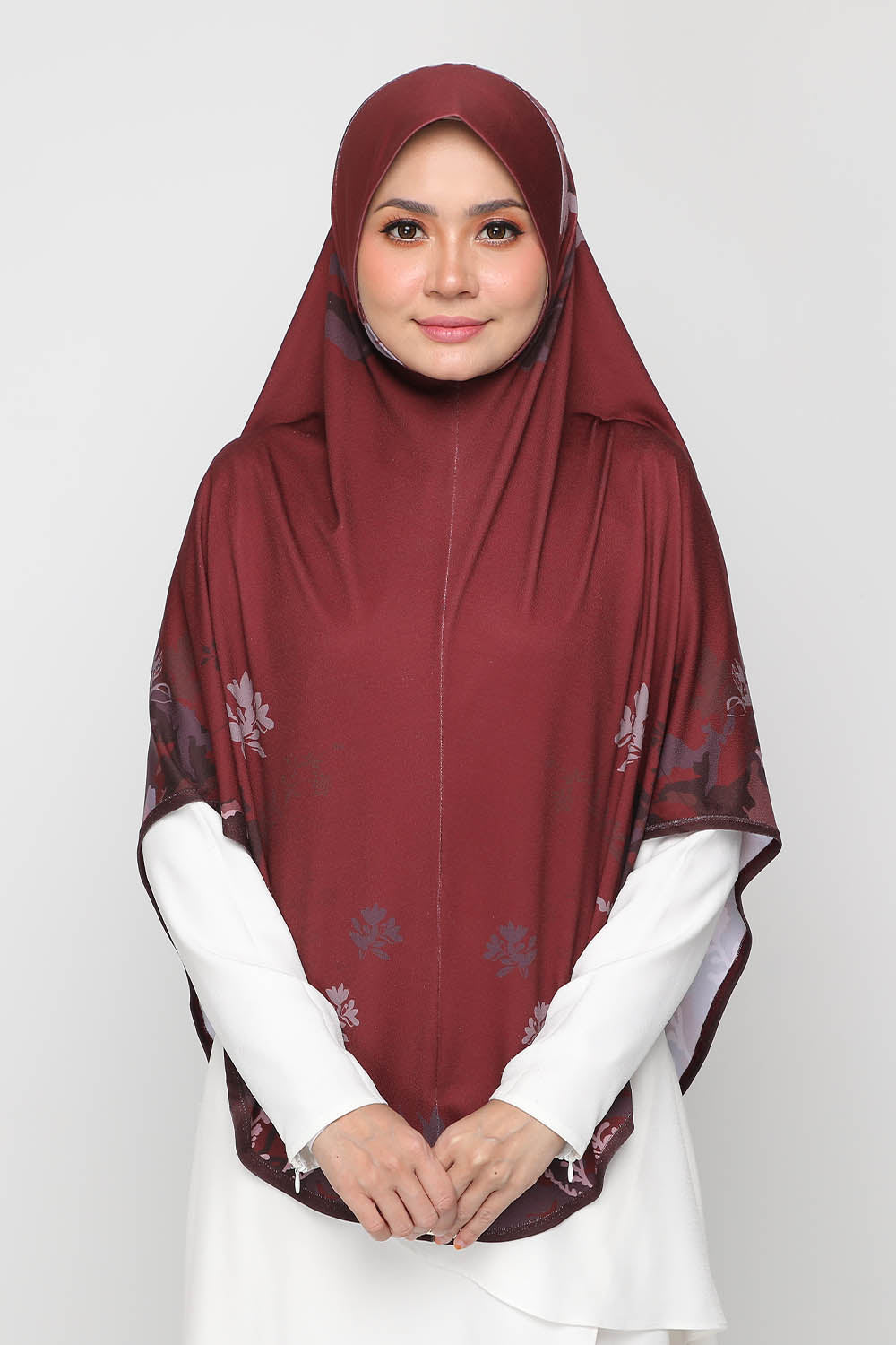 Sarung Valeria Dark Maroon