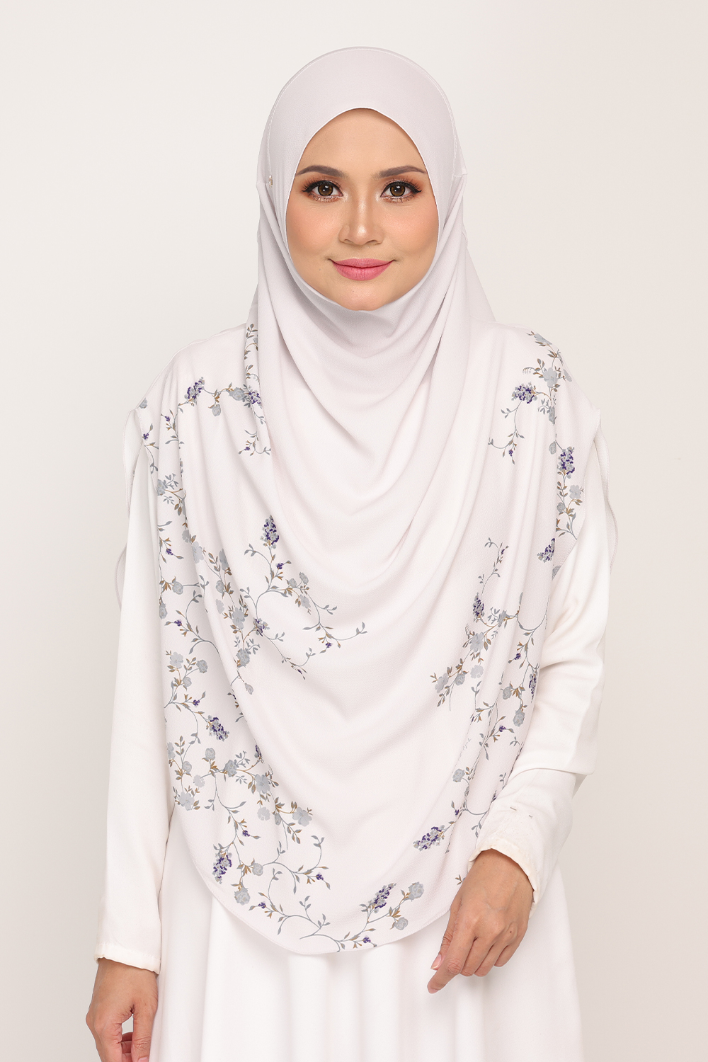 Umma Printed Arwa White Haze