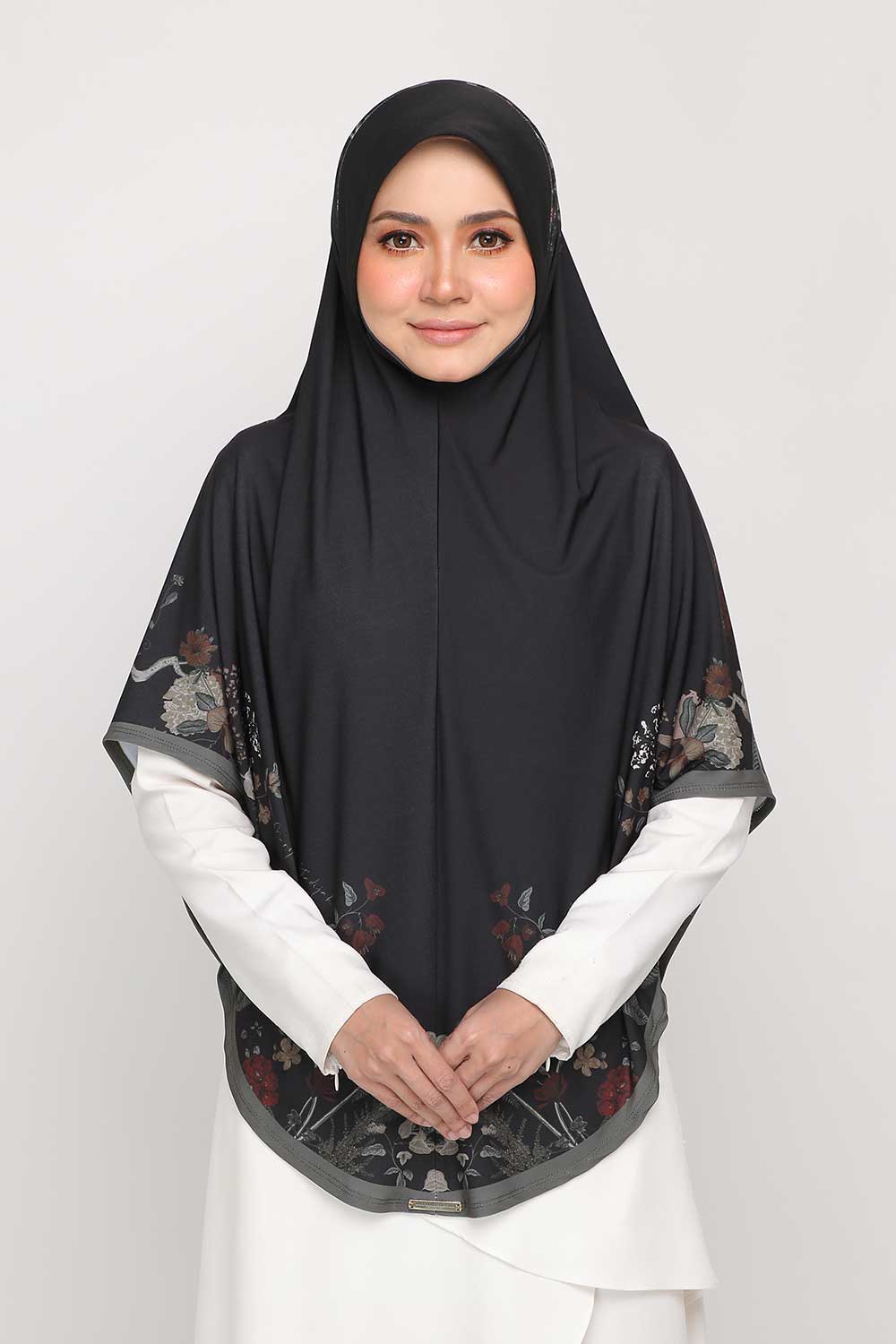 Sarung Printed Raia Black Bean